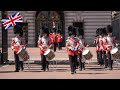 TWO BEST VIEWS TO SEE CHANGING OF THE GUARD, BUCKINGHAM PALACE! (With Fun Facts!) (4K)