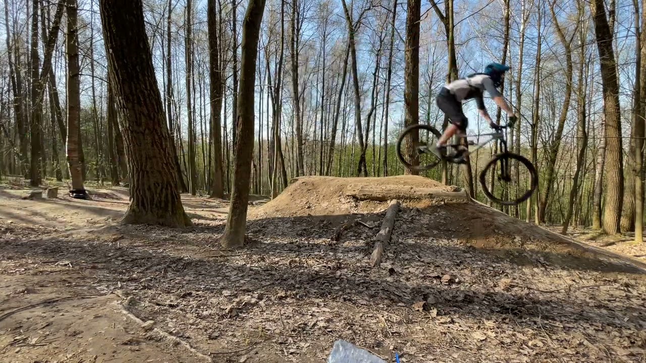 Jumping huge drop 🔥 April MTB progress. Как прыгнуть большой дроп на МТБ на Specialized Status