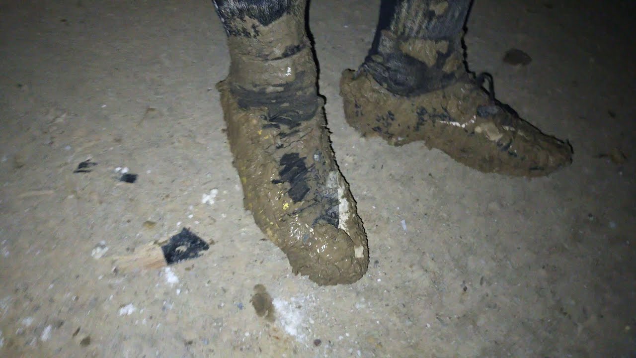 nike mercurial mud 2