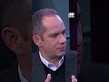 "Desconexão entre o mercado de trabalho e a vida real", aponta economista