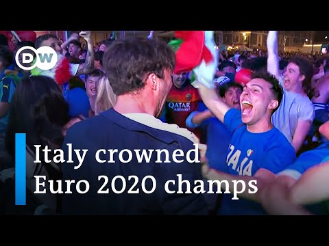 Italy wins Euro 2020: Racist abuse targets 3 English players | DW News