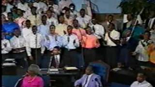 Loretta Oliver & AARC Choir "Something About God's Grace" chords