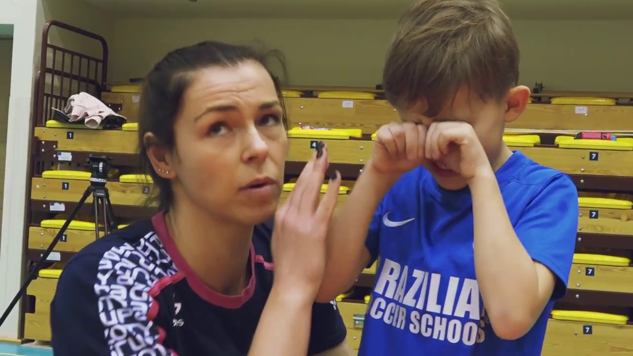 Lekcja WF w SP 9 (Stefi, Sladjana, Miśka, Bela)