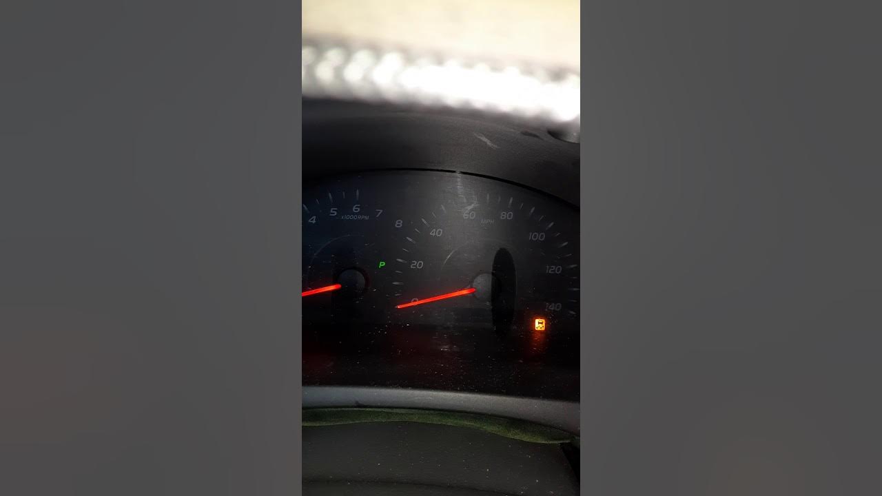 2011 toyota camry como borrar luz de maint REQD - YouTube