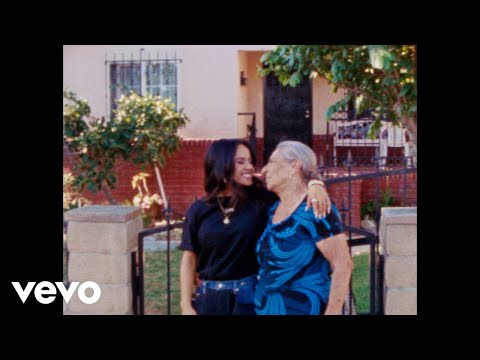 Becky G - QUERIDO ABUELO (Visualizer (BRAVOS - ESQUINA))