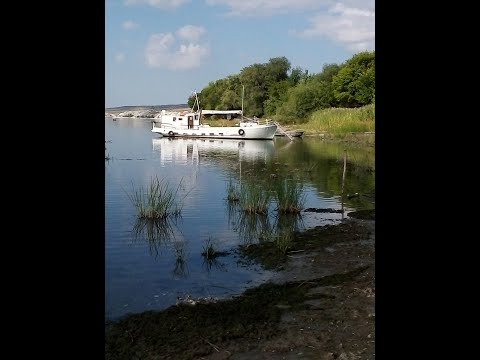 Большой водоизмещающий катер.Три проблемы с которыми можно столкнуться после покупки.