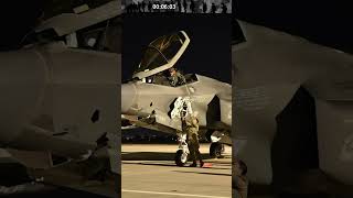 F-35 스텔스전투기의 조종석 사다리