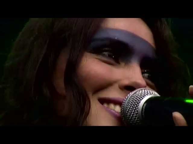 Within Temptation - Enter live Pukkelpop (2002) class=