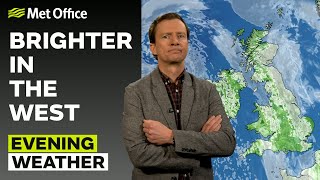 30/04/24 – Showery rain in places – Evening Weather Forecast UK – Met Office Weather