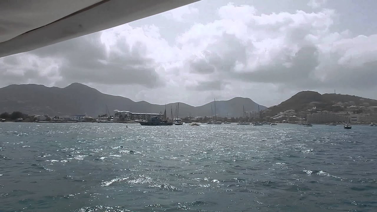 Bridge opening in Sint Maarten. 1/3