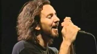 Video thumbnail of "Last Kiss - Pearl Jam (Live)"