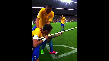 تدمير علم المثلية من هذا النجم في المباراة 