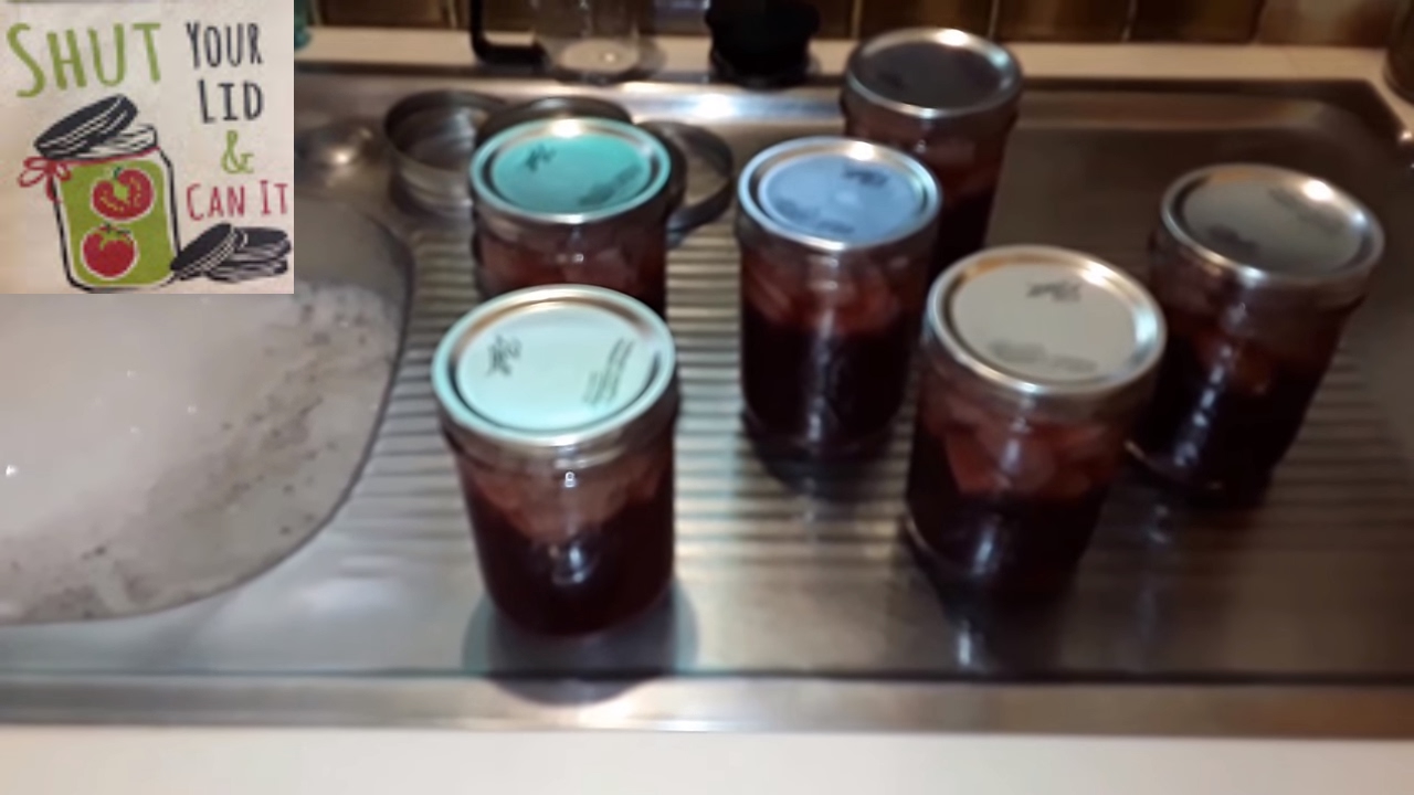 Tips and tricks on washing your canned jars.😉 YouTube