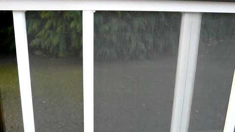 Flyscreen Sash Window www.flyscreenqueen.co.uk