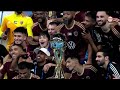 النجم المخضرم إسماعيل مطر يحمل كأس مصرف أبوظبي الإسلامي لينهي مسيرته بلقب تاريخي حصده الوحدة ‬⁩