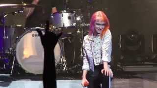 Video voorbeeld van "Paramore - Proof (at the Wiltern 5/1/13)"