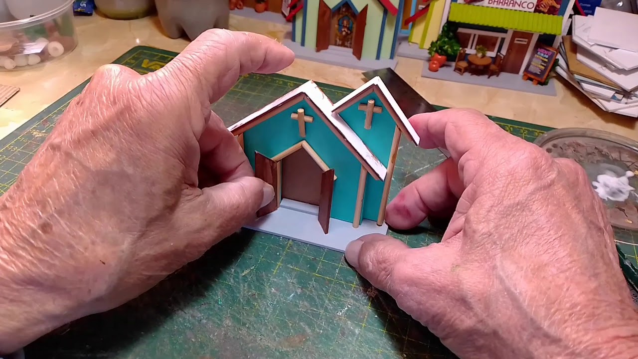 Tutorial #1 Como hacer una iglesia de cartón / How to make a cardboard  church - YouTube