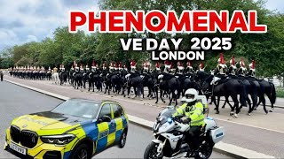SURPRISE EVERYONE, OVER TWO HUNDRED HORSES MARCHED TO BUCKINGHAM PALACE IN LONDON
