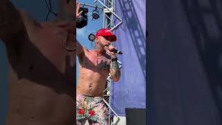 AJ McLean Microphone Madness Karaoke Backstreet’s Back at the Beach Cancun 2024 - It’s Gonna Be Me