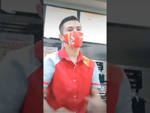 Magkano ang sahod ng service crew sa jollibee