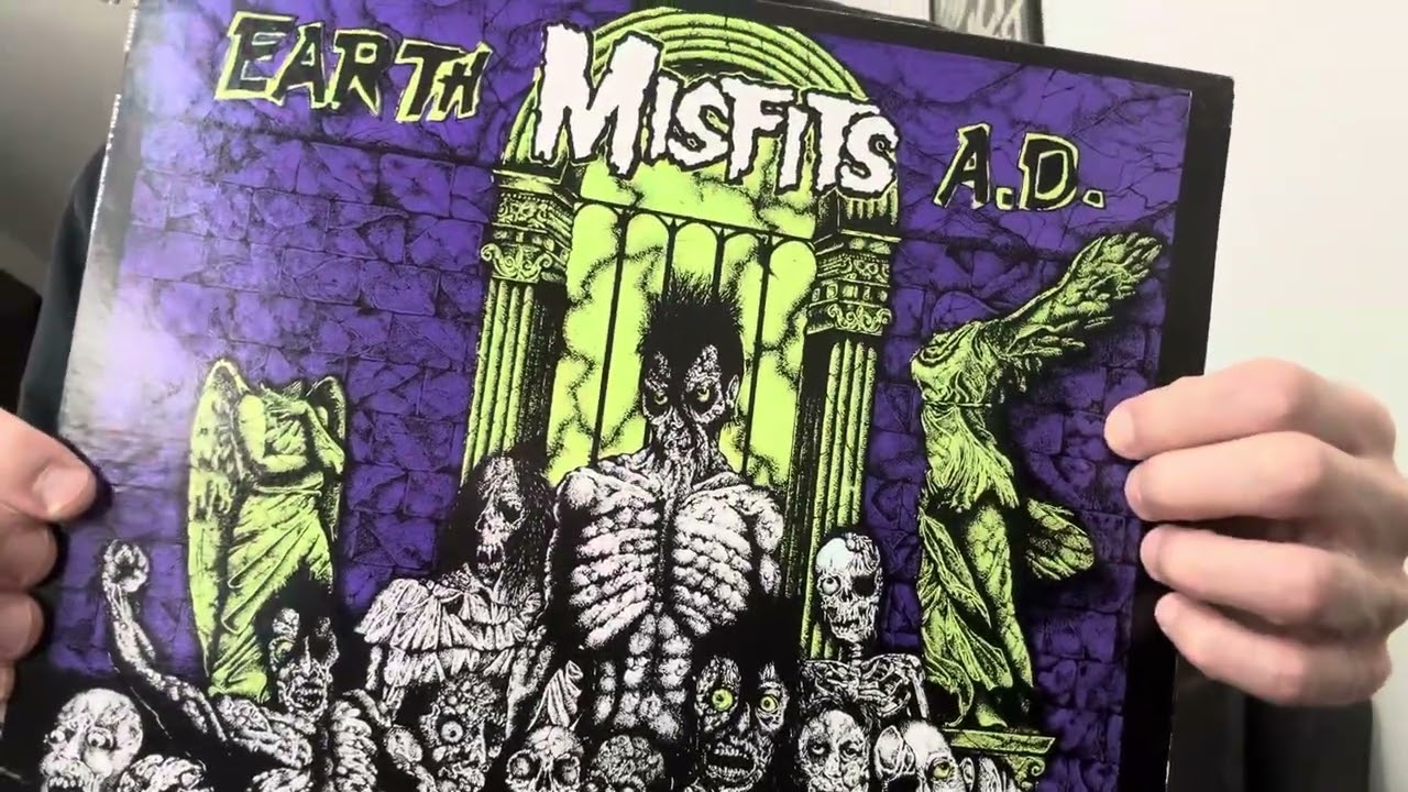 Harry’s Record Collection #10: Misfits “Earth A.D./Wolfs Blood”