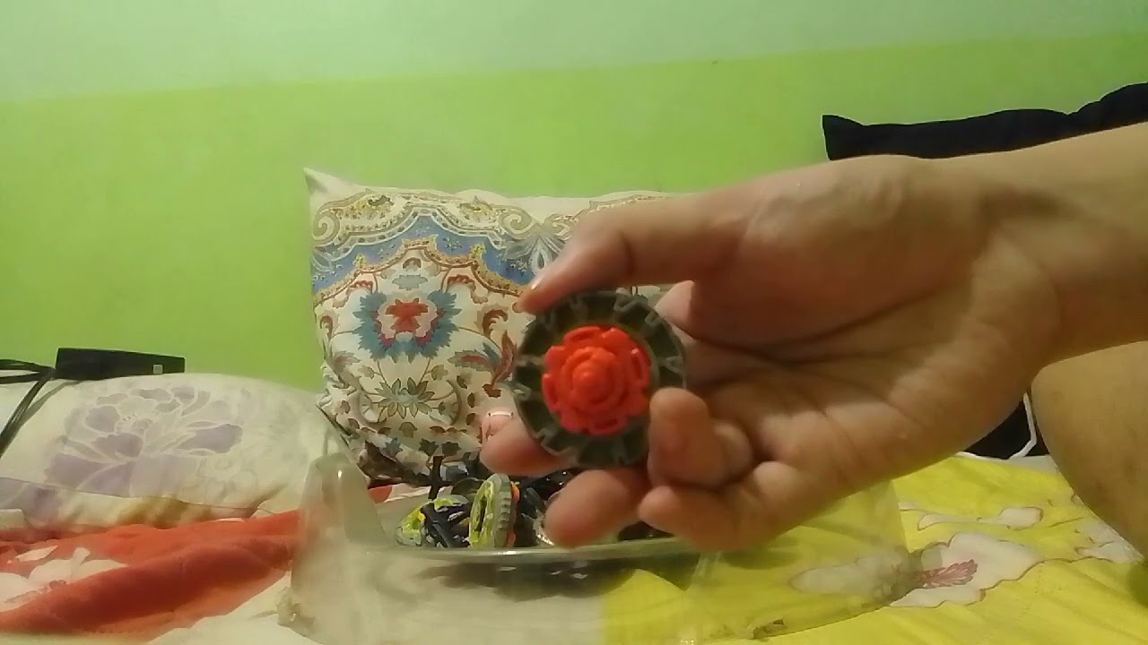Beyblade Anime Figs Introduction #1