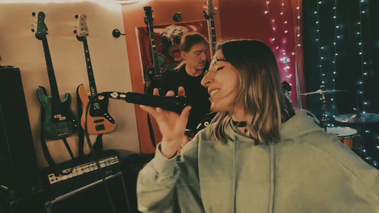 BLUE GOAT - Bieg (Official Music Video)