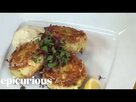 How to Make Baltimore Crab Cakes, Part 2