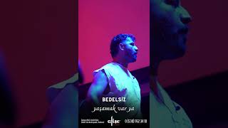 Bedelsiz - Yaşamak Var Ya Afişe Sahne I (Athena Cover) Resimi