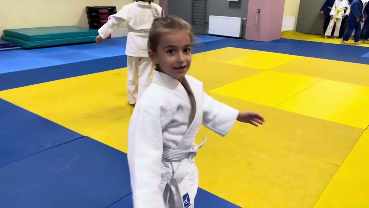 Yunus Emre Ortaokulu 2023-2024 Eğitim ve Öğretim Yılında Judo Takımı Çalışmalara Başlıyor