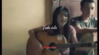 Cintaku Takkan Berubah - Anie Carera Cover gitar cewe (Lirik Video)