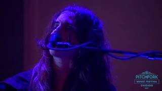 Vignette de la vidéo "Beach House - Pitchfork Festival - Space Song - 5.15"