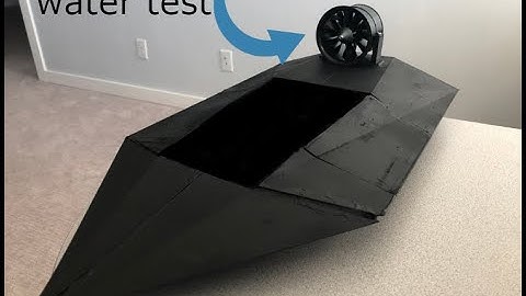 testing 3d printed boat in water