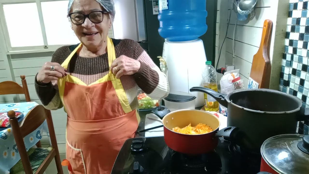 #MUDEI O CARDÁPIO POR MOTIVO DE FORÇA MAIOR.MAS FIZ UMA DELICIOSA CARNE DE PANELA.