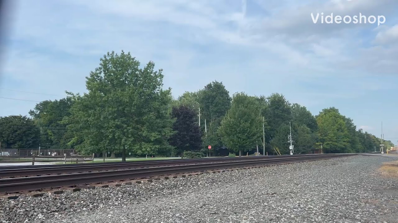 Railfanning trains at Olmsted Falls ohio