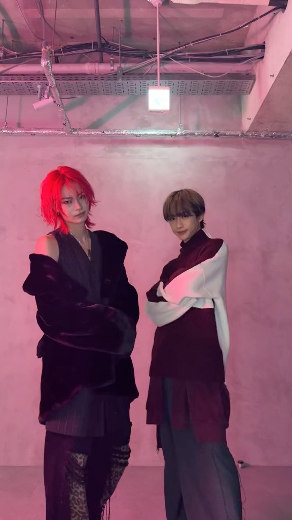 龍宮城 OFFICIAL / 0年0組 - YouTube