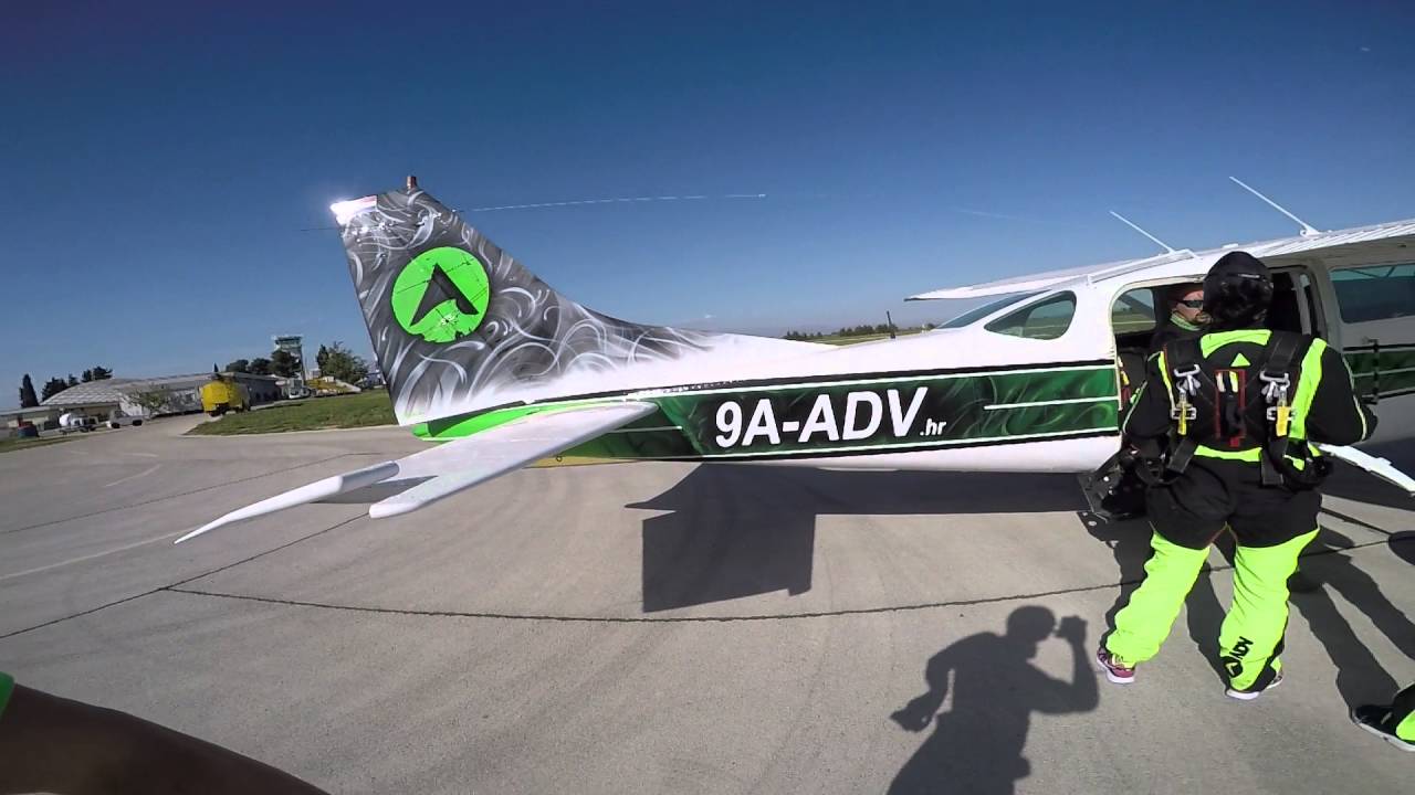 Tandem jump - Barbara