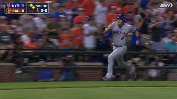 NYM@BAL: Murphy doubles to left field, scoring Flores