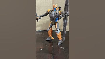 Dinobot transforms #transformers #beastwars #dinobot