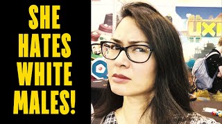 Download Lagu The Dice Tower CLOUT GOBLIN Attacks Comic-Themed Board Game! MP3