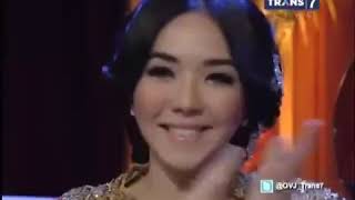 Opera Van Java 623 Misteri Pohon Keramat