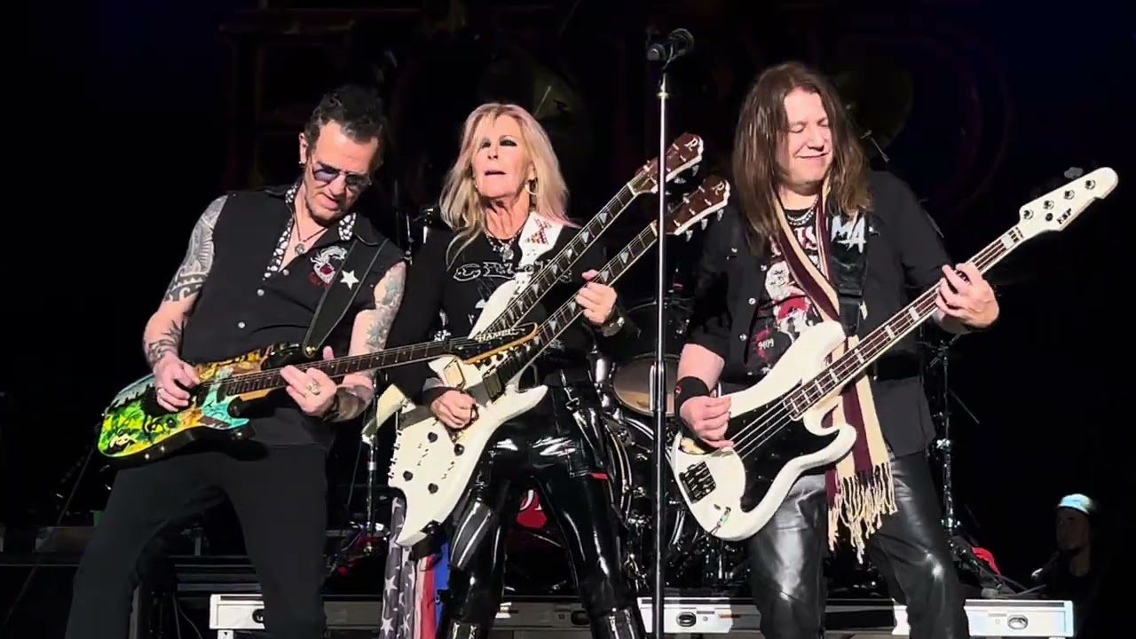 Lita Ford / Dee Snider / Gary Hoey  - Close My Eyes Forever