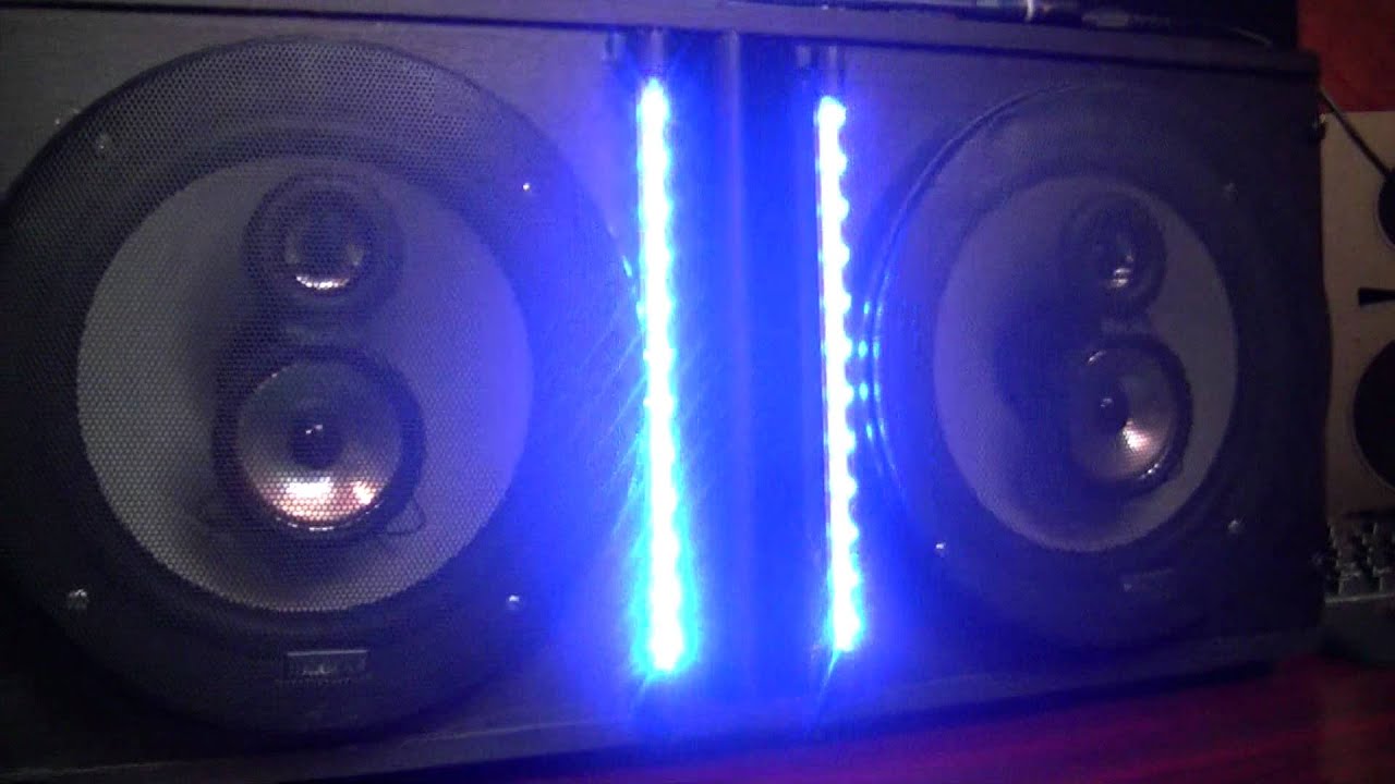 Homemade Boombox reprobox 2x70W RMS 2x Magnat bull power 203 YouTube