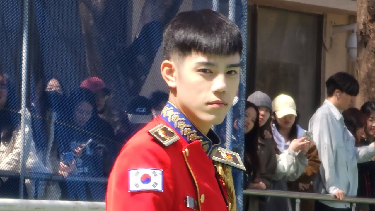 [4K] 240401 육군사관학교 군악대 세종대학교 버스킹 오프닝 Yellow Jacket (7 Summers) N.Flying 엔플라잉 차훈