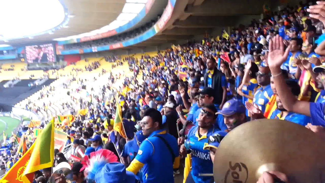Sri Lankan Cricket Fans in New Zealand - YouTube