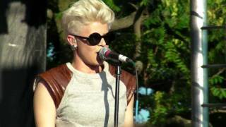 Robyn - Fembot - Pitchfork '10