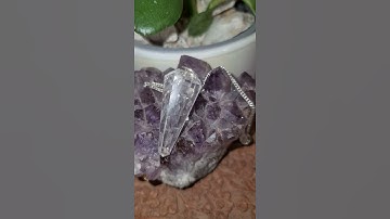 Quartz pendulum video
