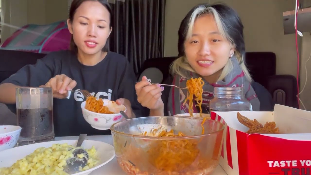 KFC leh Spicy 🌶️ Noodles Mukbang