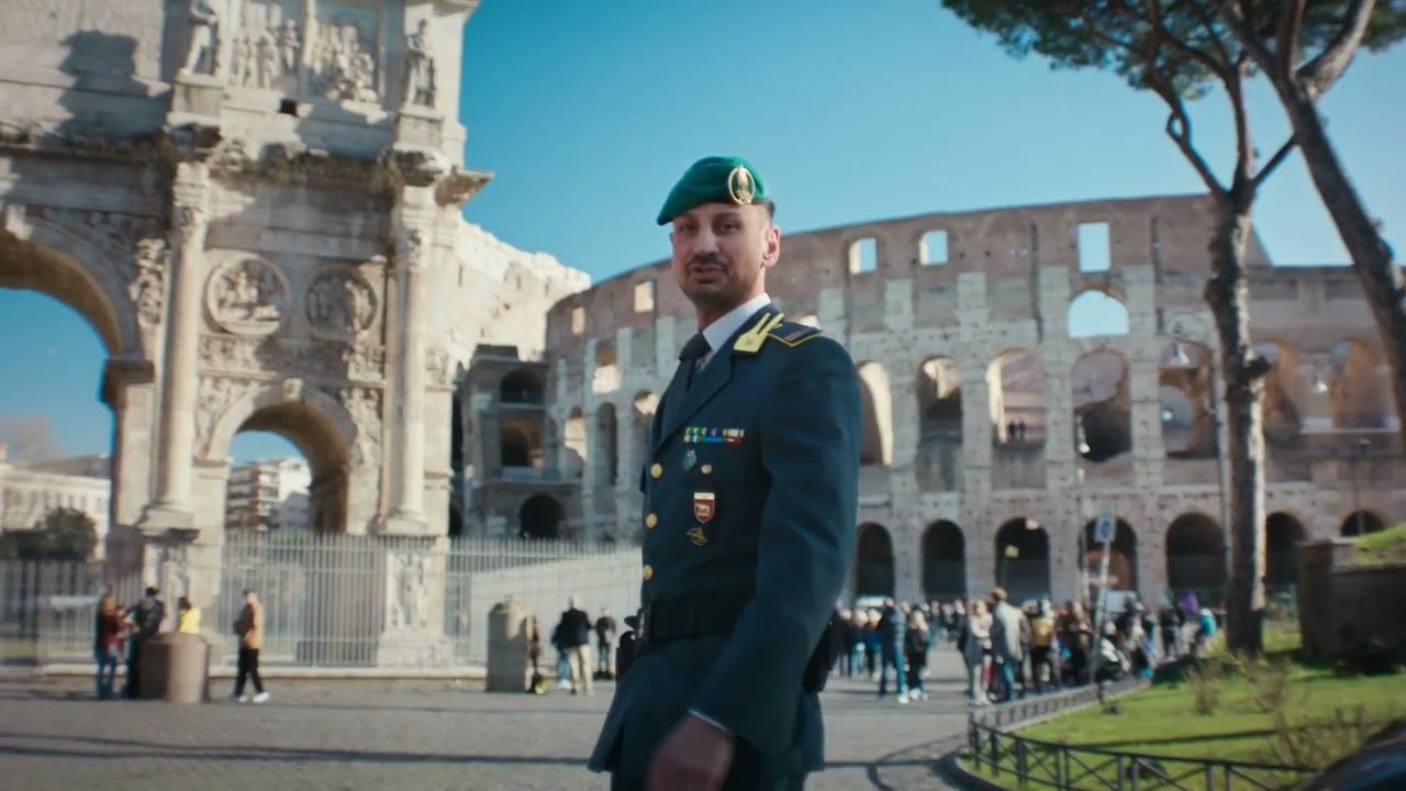 Guardia di Finanza spot 250