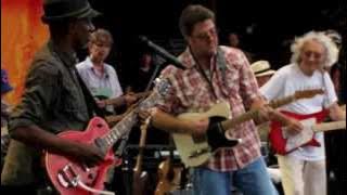 Eric Clapton - Lay Down Sally [Crossroads 2010] ( Live Video)